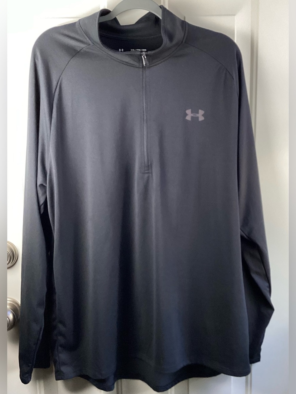 Under Armour Men's Black Long-Sleeve Quarter-Zip Performance Top